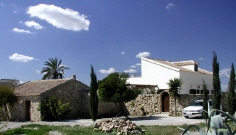 Torremendo Lakeside